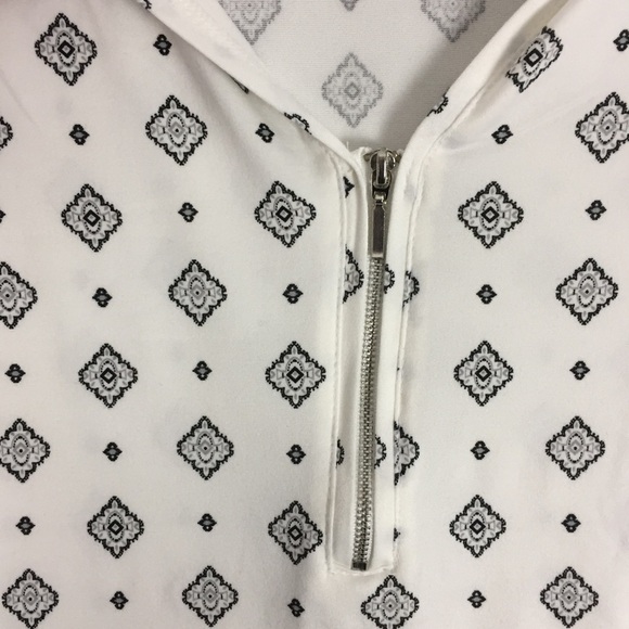 Lily Morgan NEW Quarter Zip Top Sz XL V Neck Roll Tab Sleeves Cream Print - Picture 5 of 11